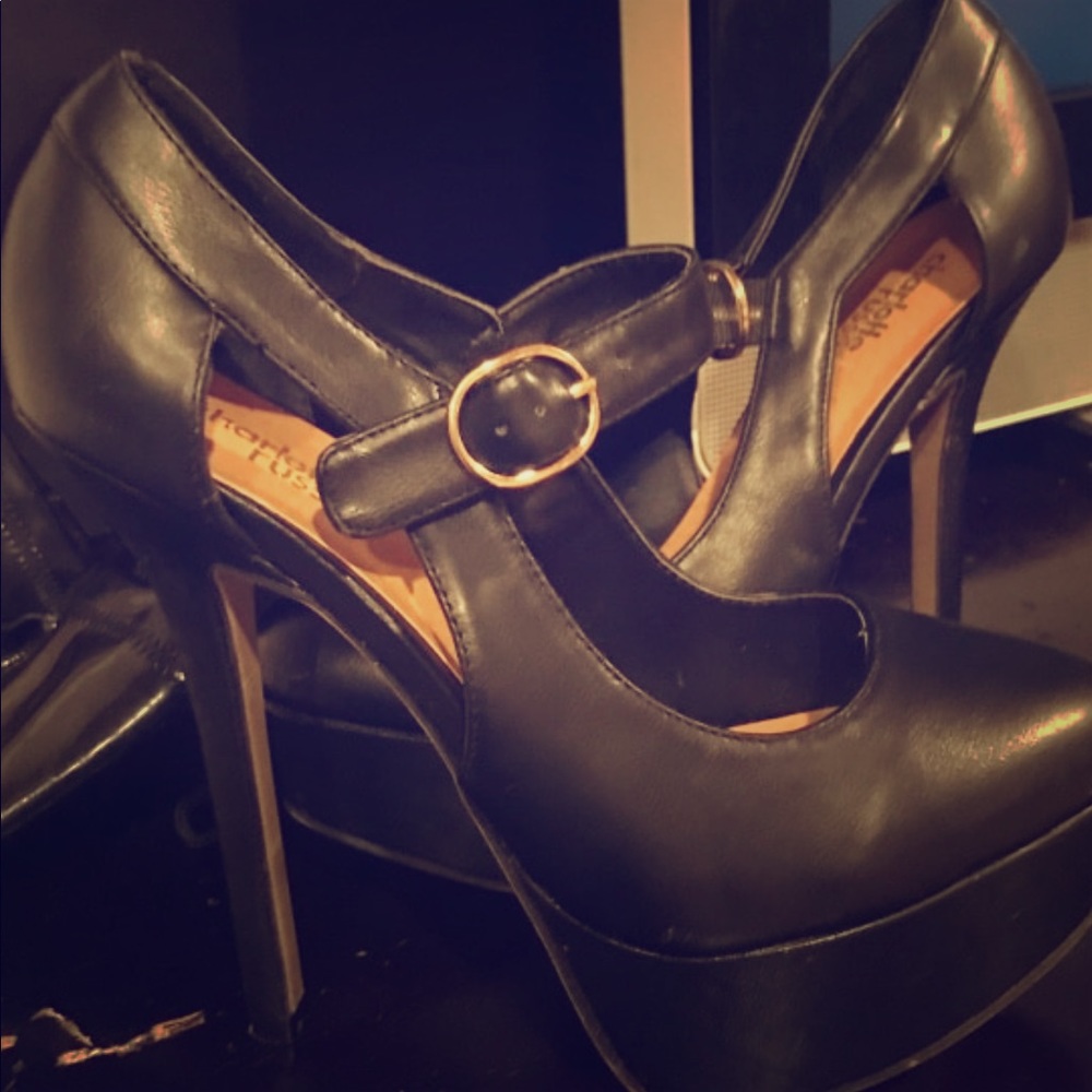 Charlotte Russe pumps
